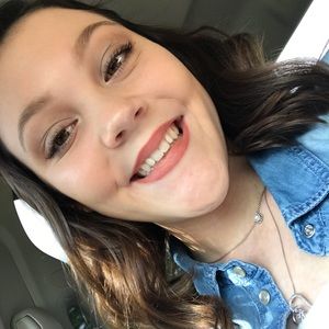 Meet your Posher, Serena